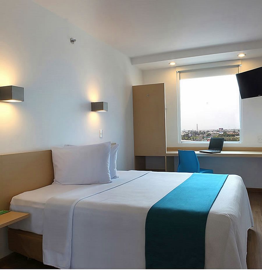 One Ciudad De Mexico Patriotismo Hotel Bagian luar foto